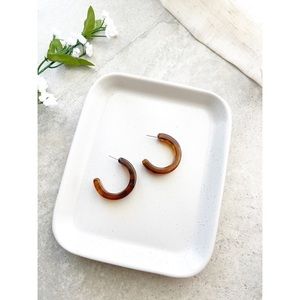 Acrylic C Shaped Hoop